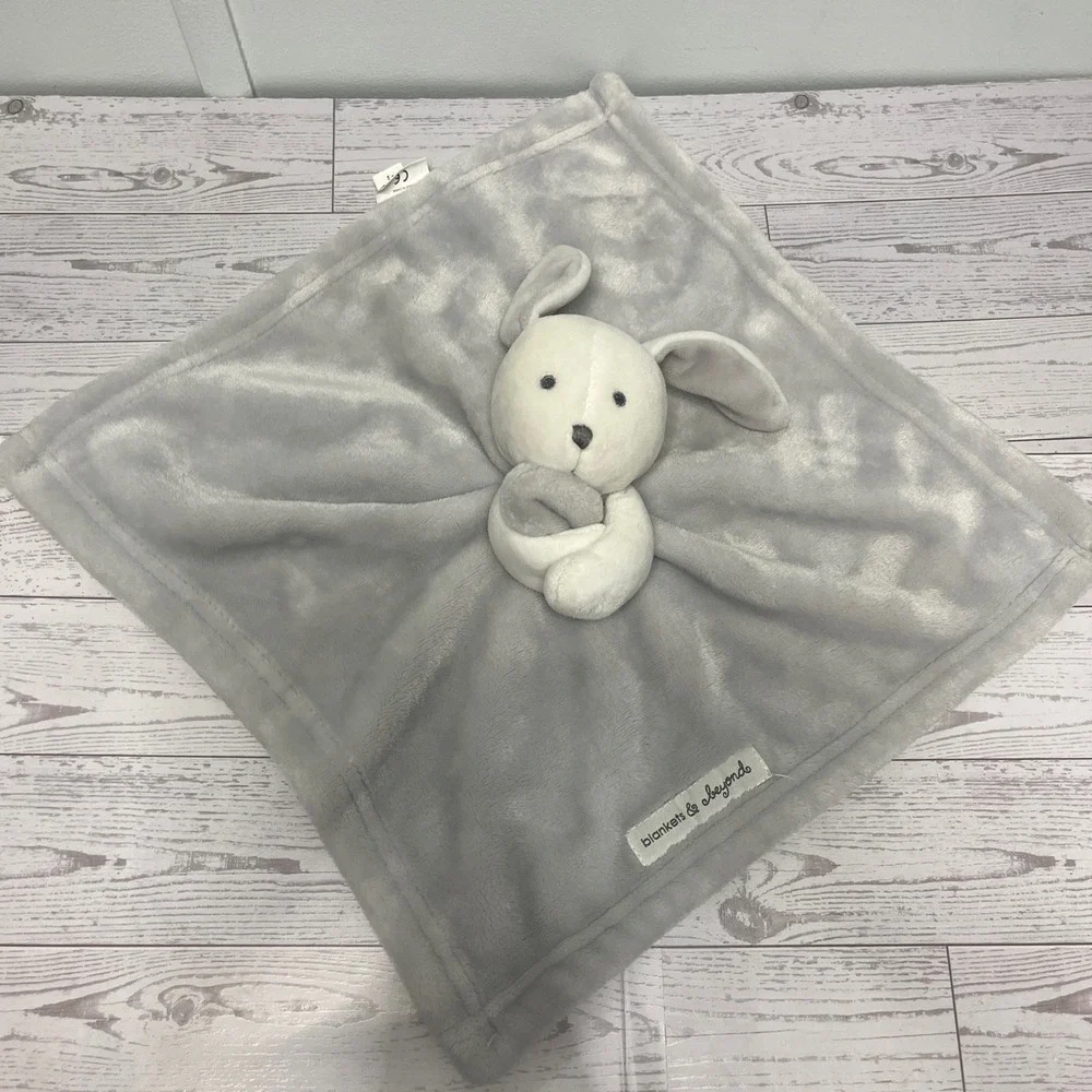 Blankets & Beyond Bunny Rabbit Lovey Security Blanket Grey White Plush CA40499